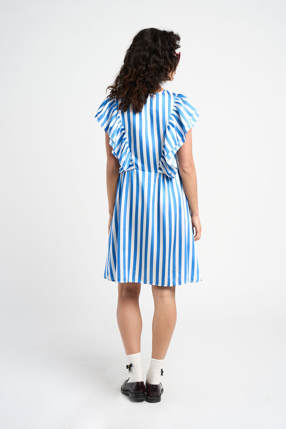 Robe avec volants Lune à rayures blanches et bleues